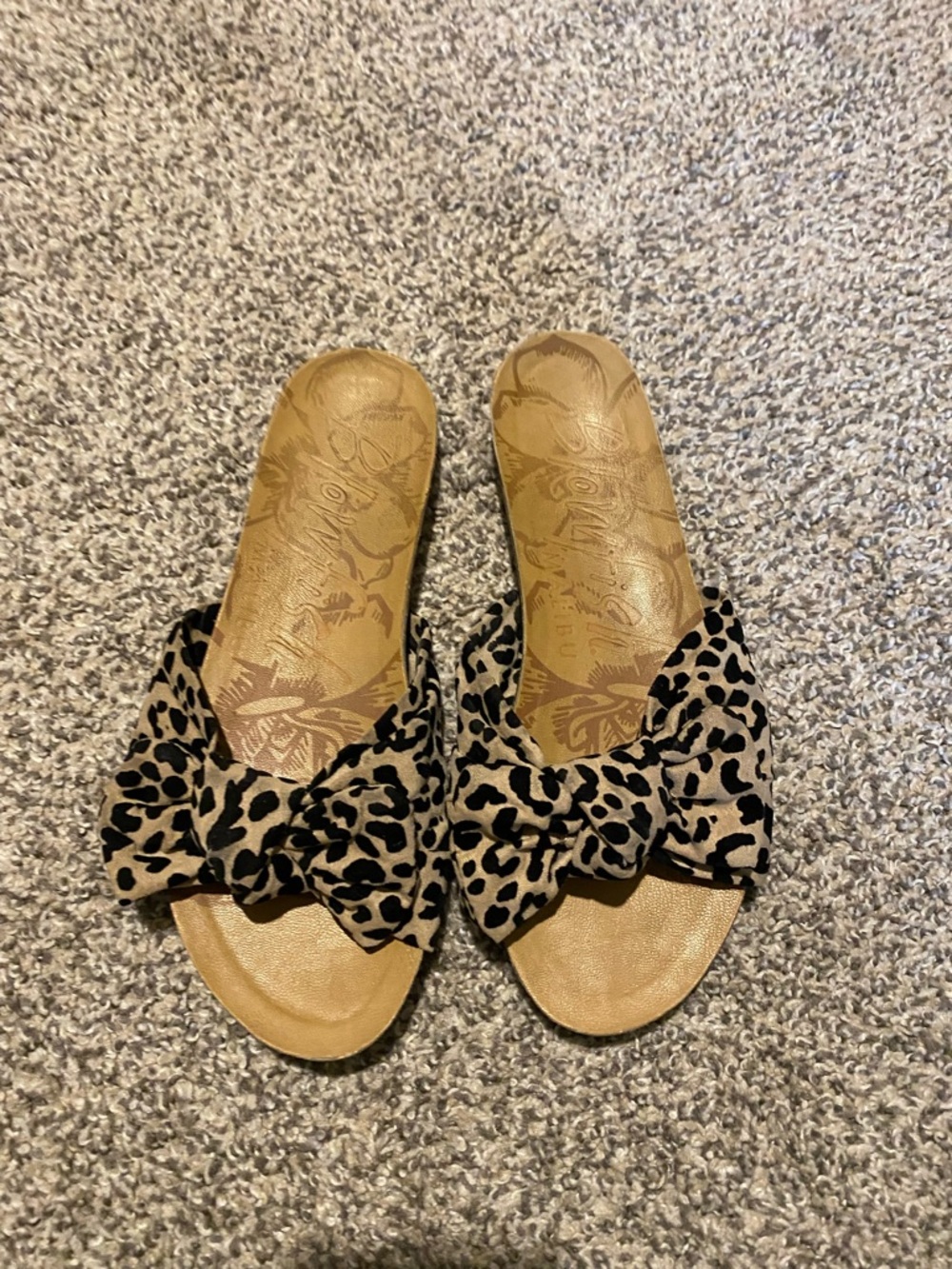 Blowfish Malibu Women’s Leopard Print Bow Slide Sandals - size 6
